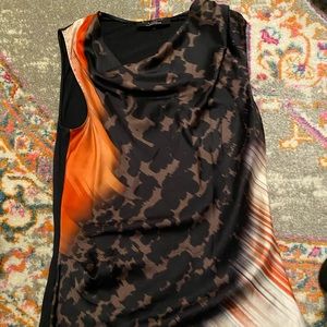 Elie Tahari sleeveless silk patterned blouse